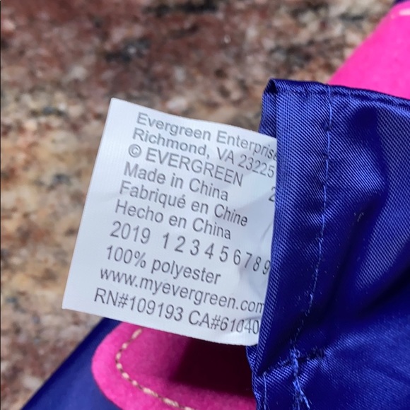 🐾WELCOME FURRY FRIENDS Garden or Wall Flag, NWT - Picture 8 of 14